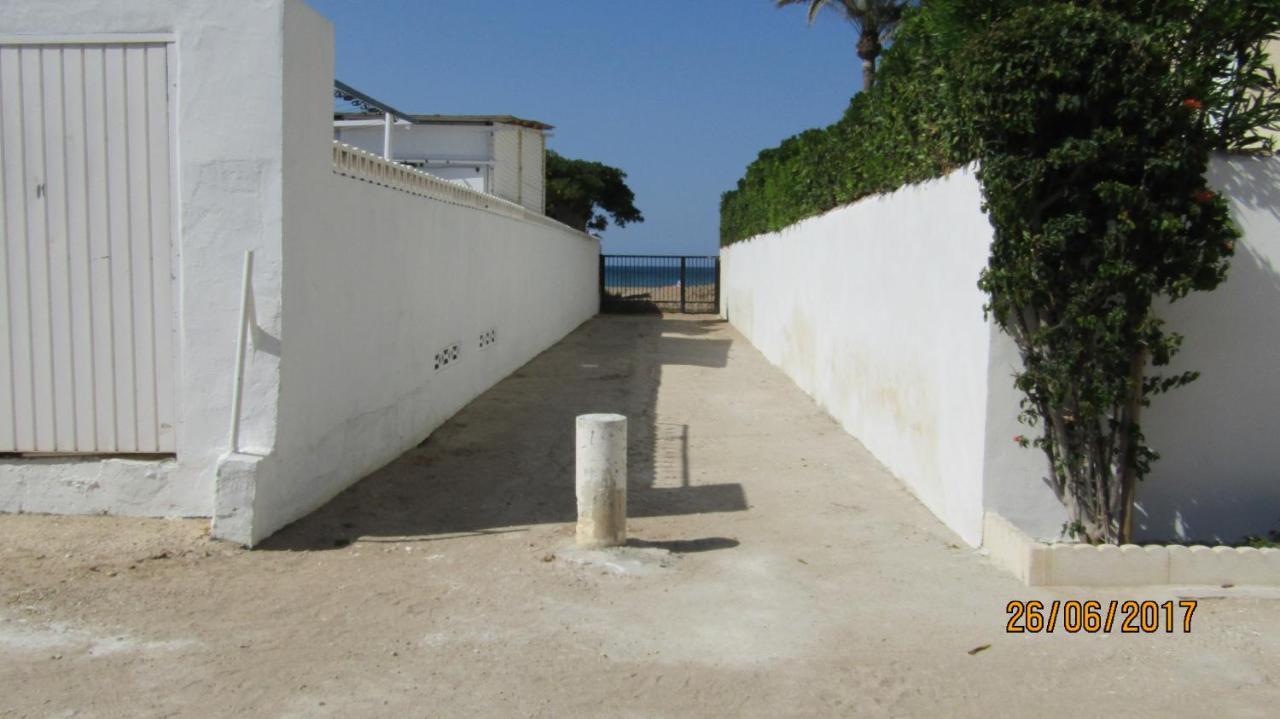 Planta Baja Primera Linea De Playa Las Marinas Con Acceso Al Mar Daire Denia Dış mekan fotoğraf